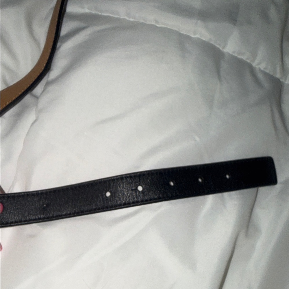 Tory Burch Black Belt with Gold Emblem - Picture 4 of 4